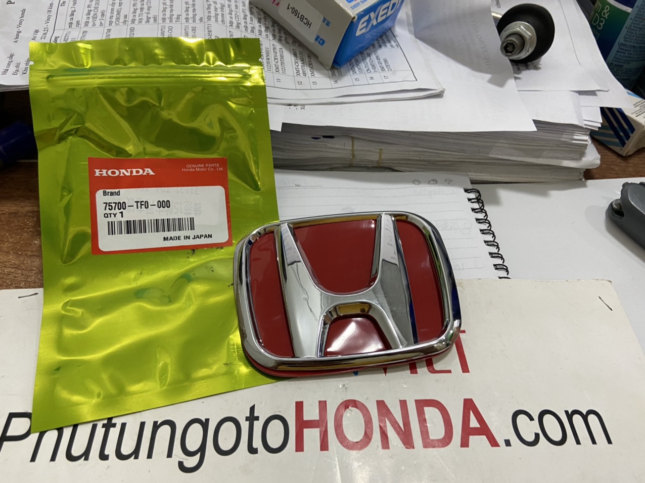 Lô gô trước xe Honda Civic 2006-2008